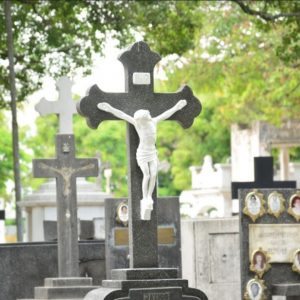 Dia de Finados na Arquidiocese: missas nas Igrejas e Cemitérios