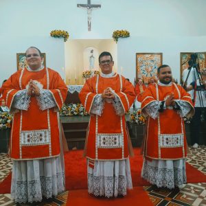 A Arquidiocese da Paraíba acolhe com muita alegria os novos diáconos.