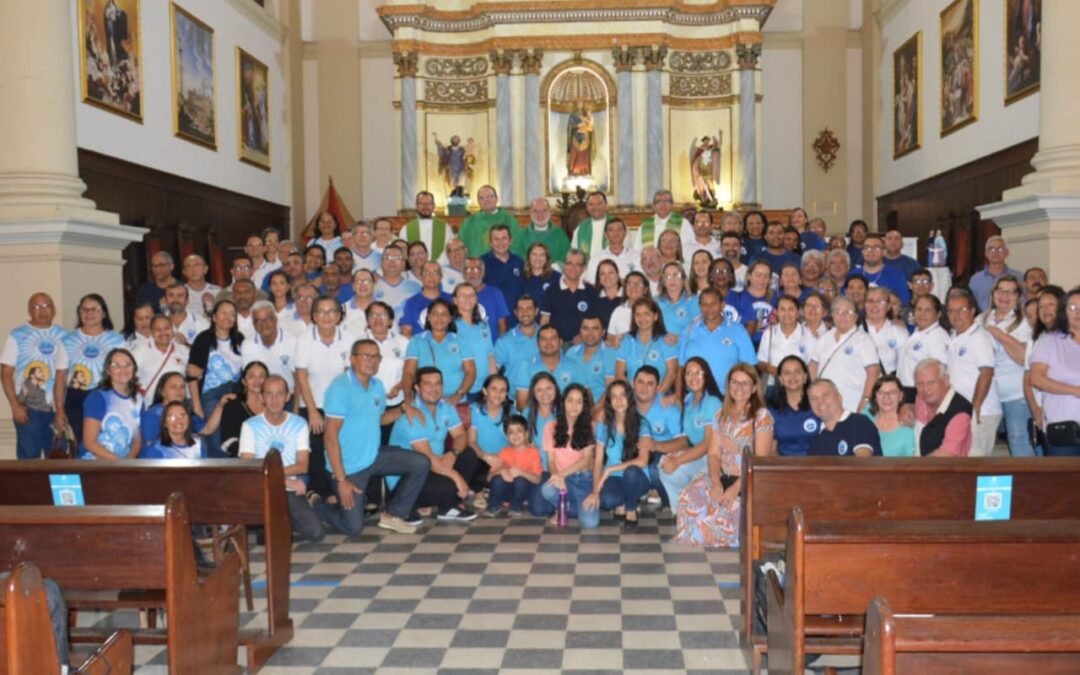 Imagem Peregrina da Sagrada Família inicia jornada pelo Nordeste 2 em preparação para o Congresso Nacional da Pastoral da Família, que acontecerá na cidade de João Pessoa, em 2025.