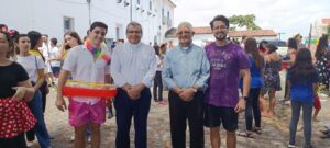 Arcebispo Dom Manoel Delson participa de ação social para crianças na Catedral Basílica de Nossa Senhora das Neves.
