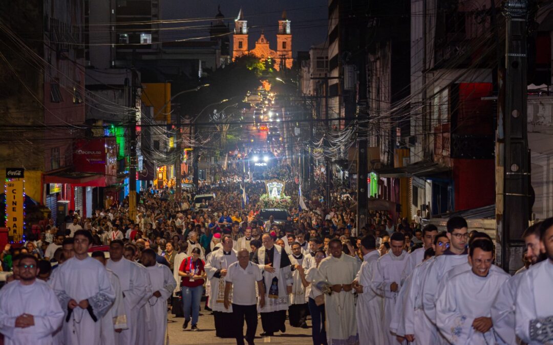 Multidão celebra o Dia da Padroeira da Paraíba com fé e emoção em João Pessoa