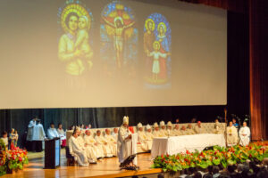 Oração, acolhida e reflexão marcam abertura do XVII Congresso Nacional da Pastoral Familiar