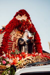 Romaria de Santa Rita emociona milhares de fiéis em demonstração de fé e devoção