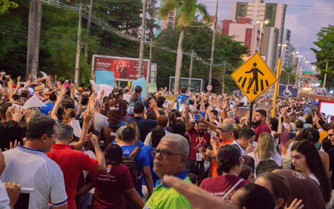 Mais de 15 mil fiéis participam da XI Caminhada da Família da Arquidiocese da Paraíba